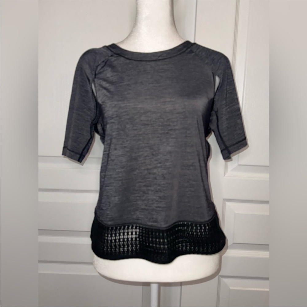 Lululemon Sun Runner Short‎ Sleeve Black Size 4 - Picture 7 of 13